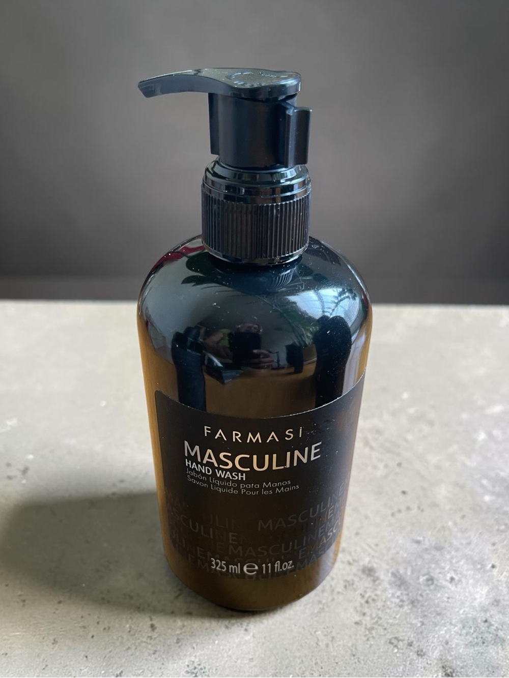 Farmasi Masculine Hand Wash - Black and Gold Bottle